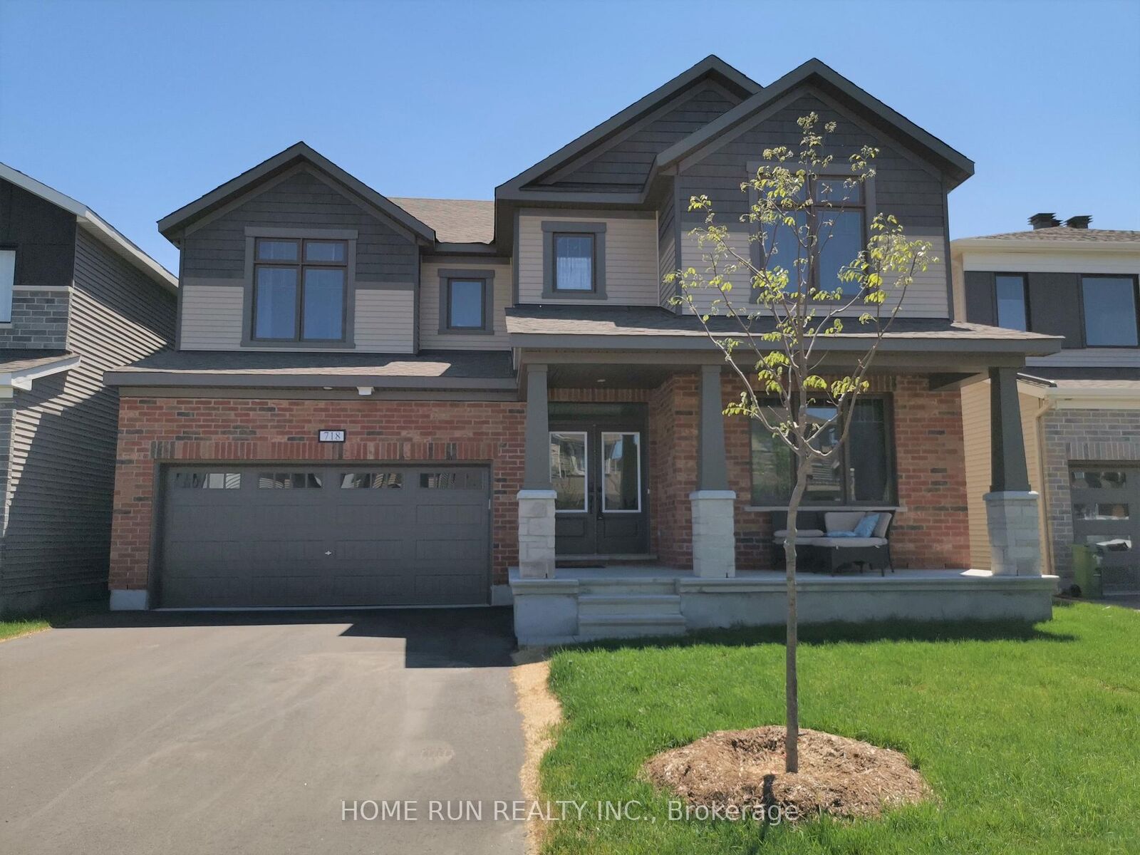 Property Photo:  718 Brittanic Road  ON K2V 0N7 
