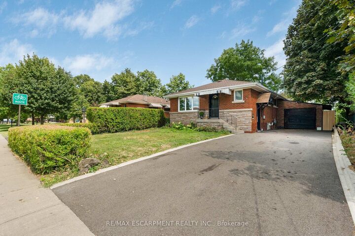 Property Photo: 201 Terrace Drive ON L9A 2Z2