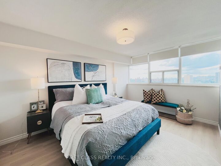Property Photo: 25 Silver Springs Boulevard 1701 ON M1V 1M9