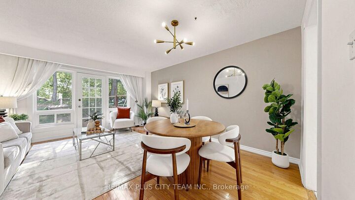 Property Photo:  60 Tangle Briar Way  ON M2J 2M4 