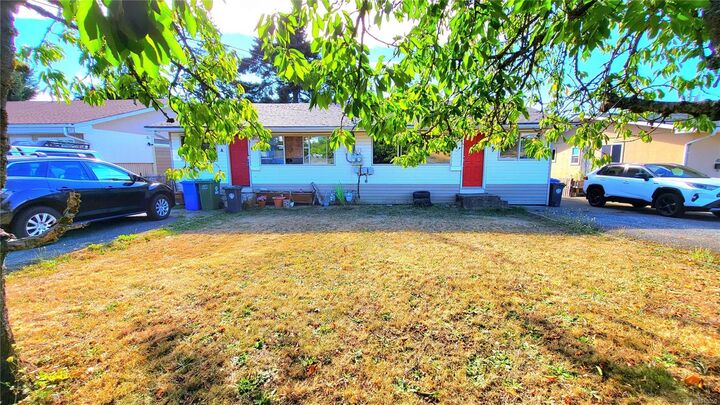 4034 6th Ave — photo 1