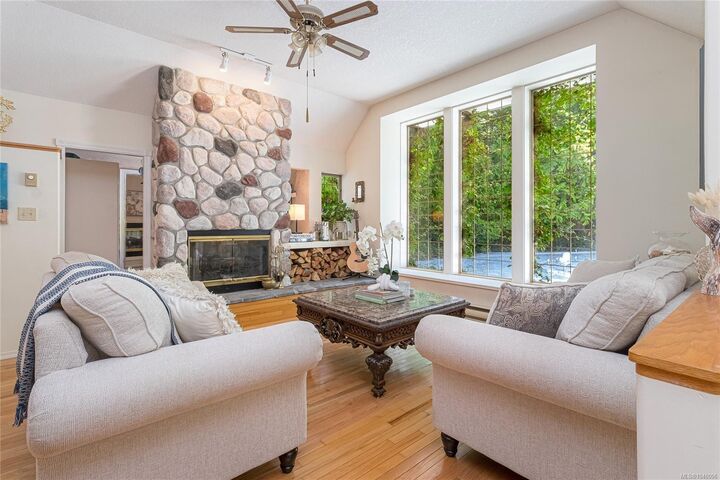 Property Photo: 2526 Island Hwy W BC V9K 1B5