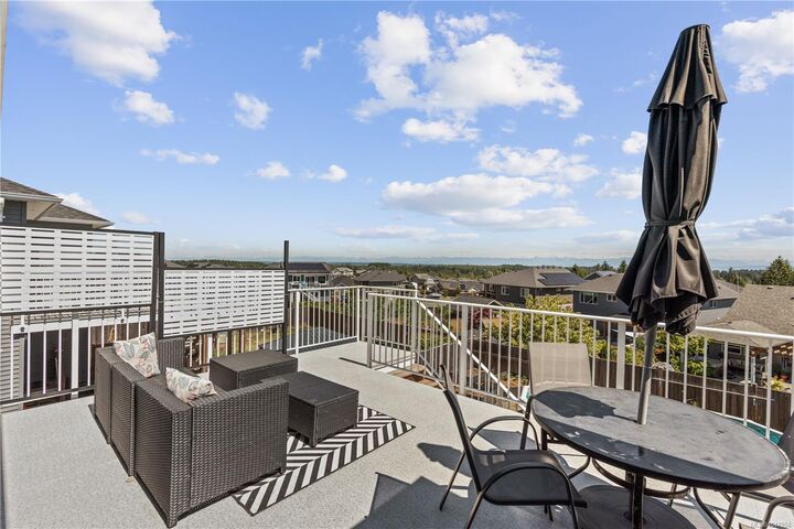 Property Photo: 2494 Kentmere Ave BC V0R 1S0