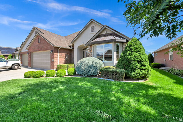 Property Photo:  5584 S 250 E  UT 84405 