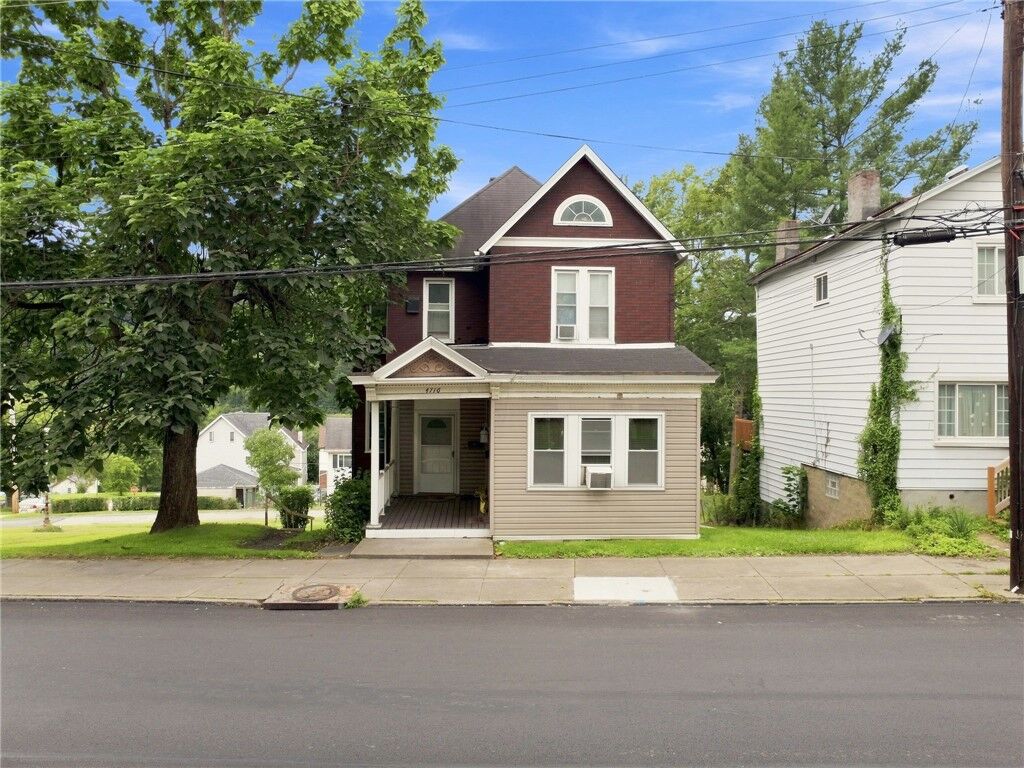 Property Photo:  4716 Walnut St  PA 15132 