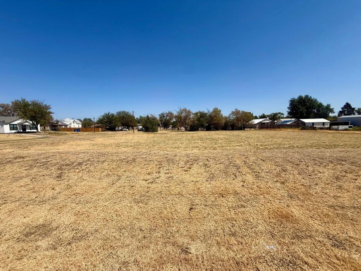 Property Photo: 519 W 7th Street TX 79226