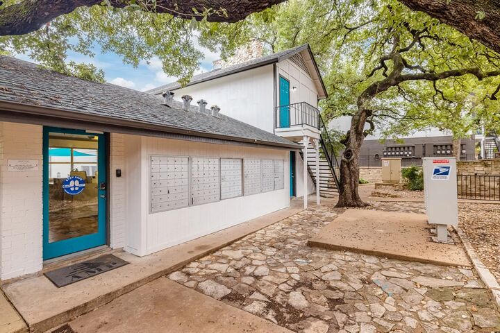 Property Photo:  8100 N Mopac Expressway 17-278  TX 78759 