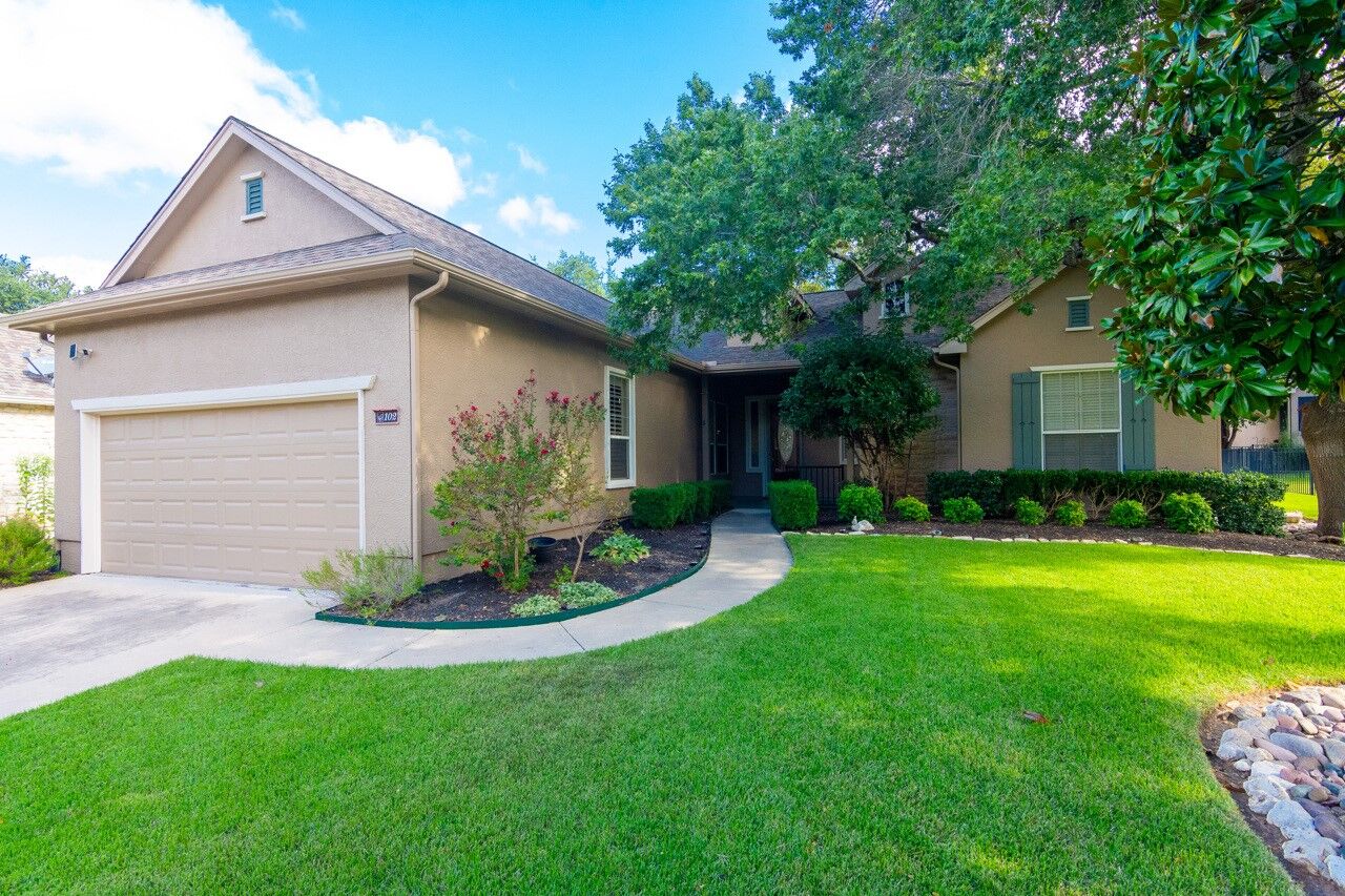 Property Photo:  102 Harness Lane  TX 78633 