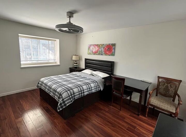 Property Photo:  326 W 48th Avenue  BC V5Y 2Z1 