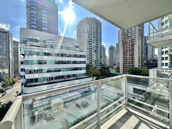 Property Photo:  821 Cambie Street 707  BC V6B 0E3 