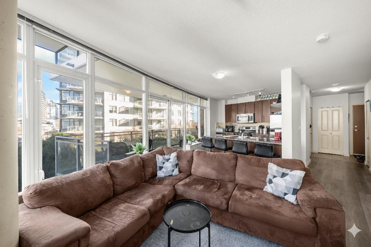 Property Photo:  898 Carnarvon Street 1006  BC V3M 0C3 