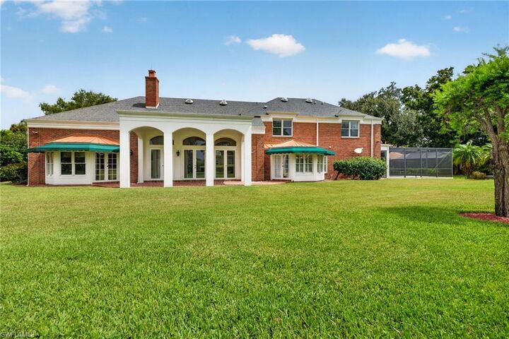 Property Photo: 23 Winewood Ct FL 33919