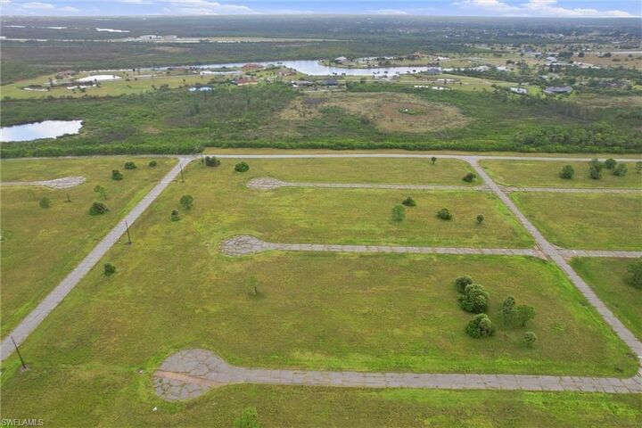 Property Photo:  12213 Paddlefish Ct  FL 33946 