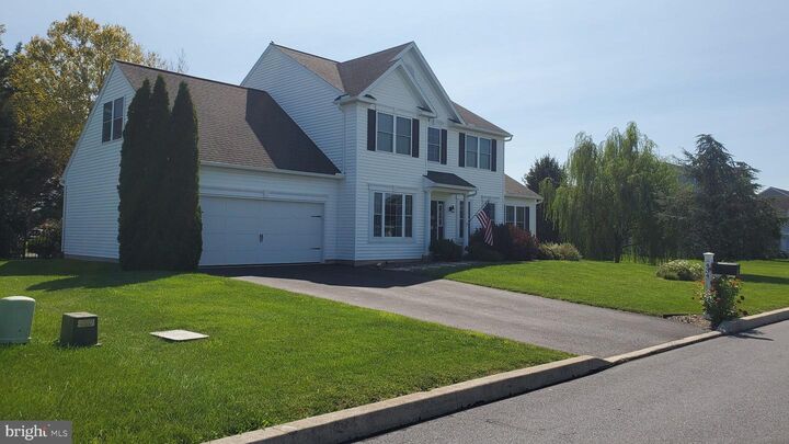 Property Photo:  434 Sweetwater Drive  PA 17078 