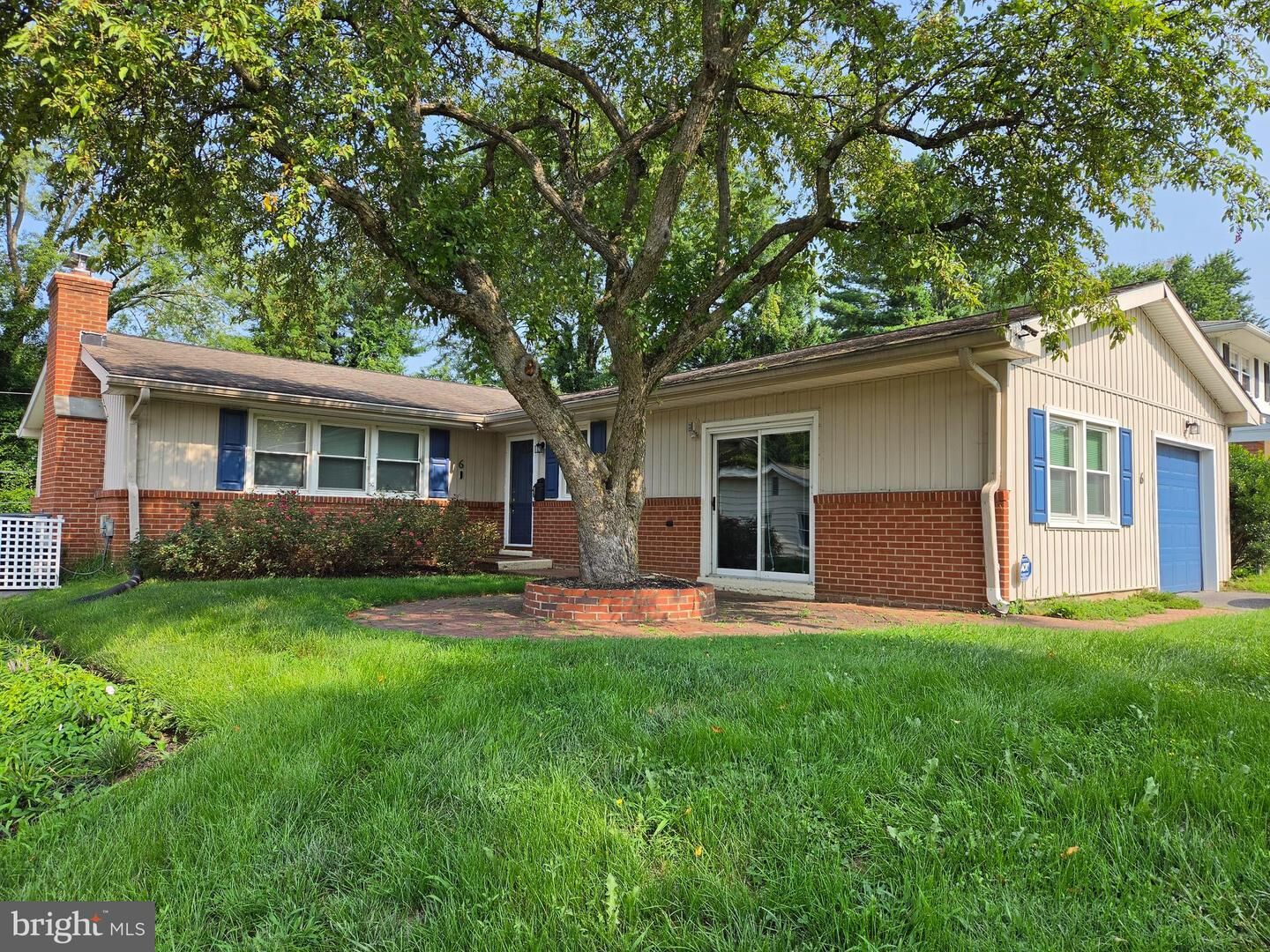 Property Photo:  6 Windflower Drive  DE 19711 