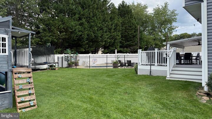 Property Photo:  32 Longwood Drive  NJ 08081 