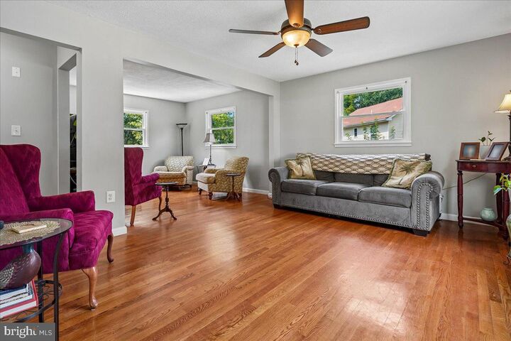 Property Photo: 3637 Freemont Place VA 22193