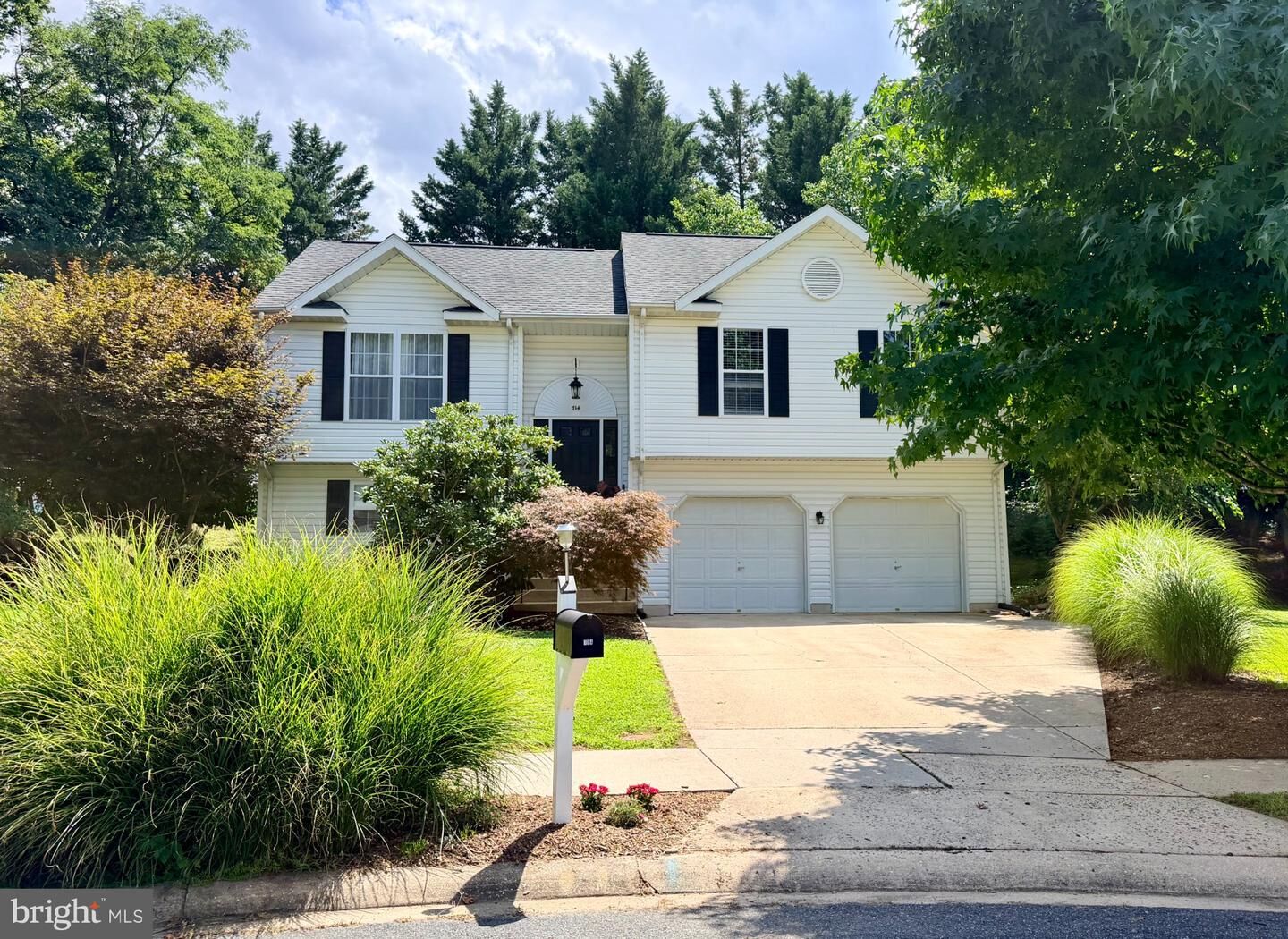 Property Photo:  714 Ruddy Court  MD 21078 