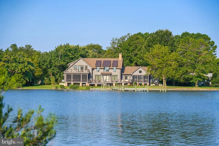 Property Photo: 104 East Street MD 21654