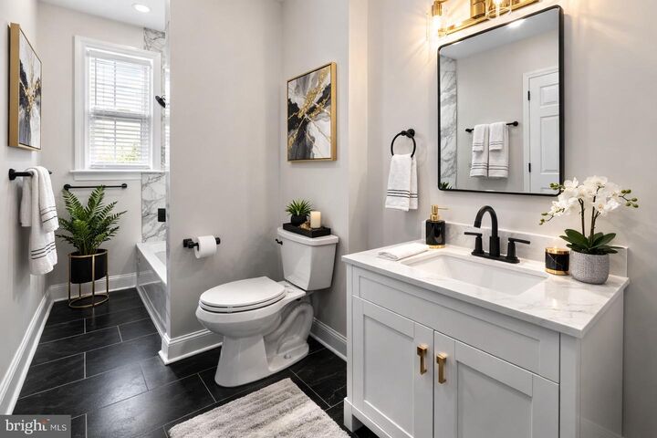 Property Photo: 1724 E 25th Street MD 21213