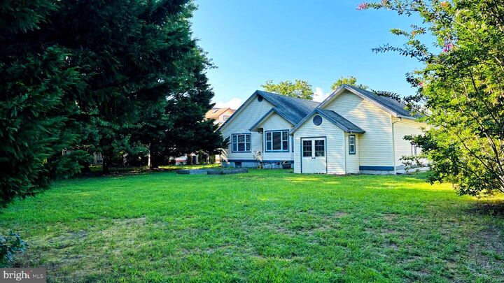Property Photo: 4 Amandas Way DE 19970