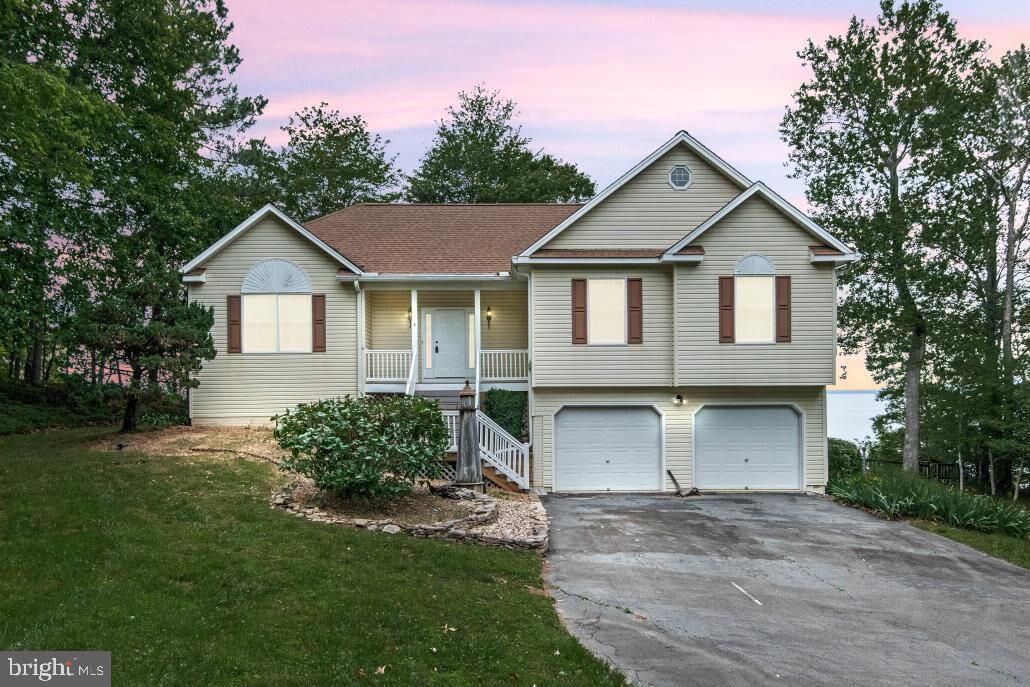 Property Photo:  1753 N Independence Drive  VA 22520 
