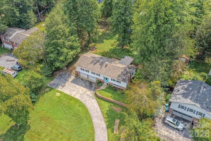 Property Photo:  38 Ferenvilla Drive  NC 28791 