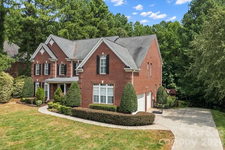 Property Photo: 309 Stonewater Bay Lane NC 28120