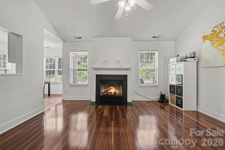 Property Photo: 4437 Craven Hill Drive NC 28216