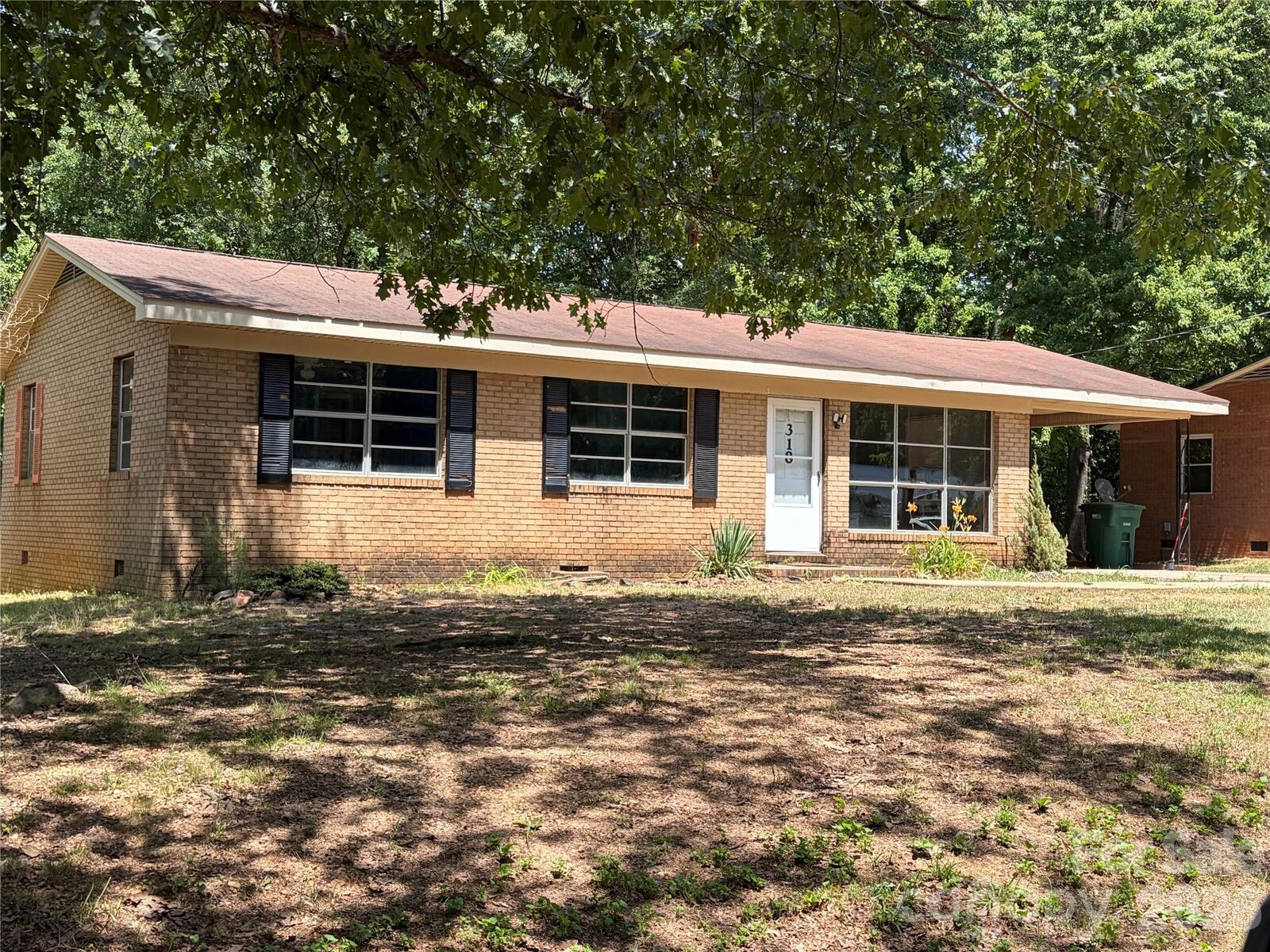 Property Photo: 318 Shady Lane NC 28128