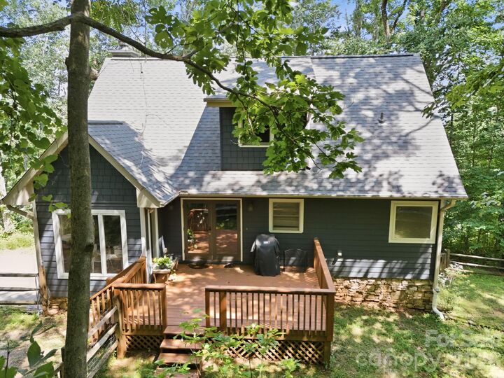 Property Photo:  291 Merrills Chase Road  NC 28803 