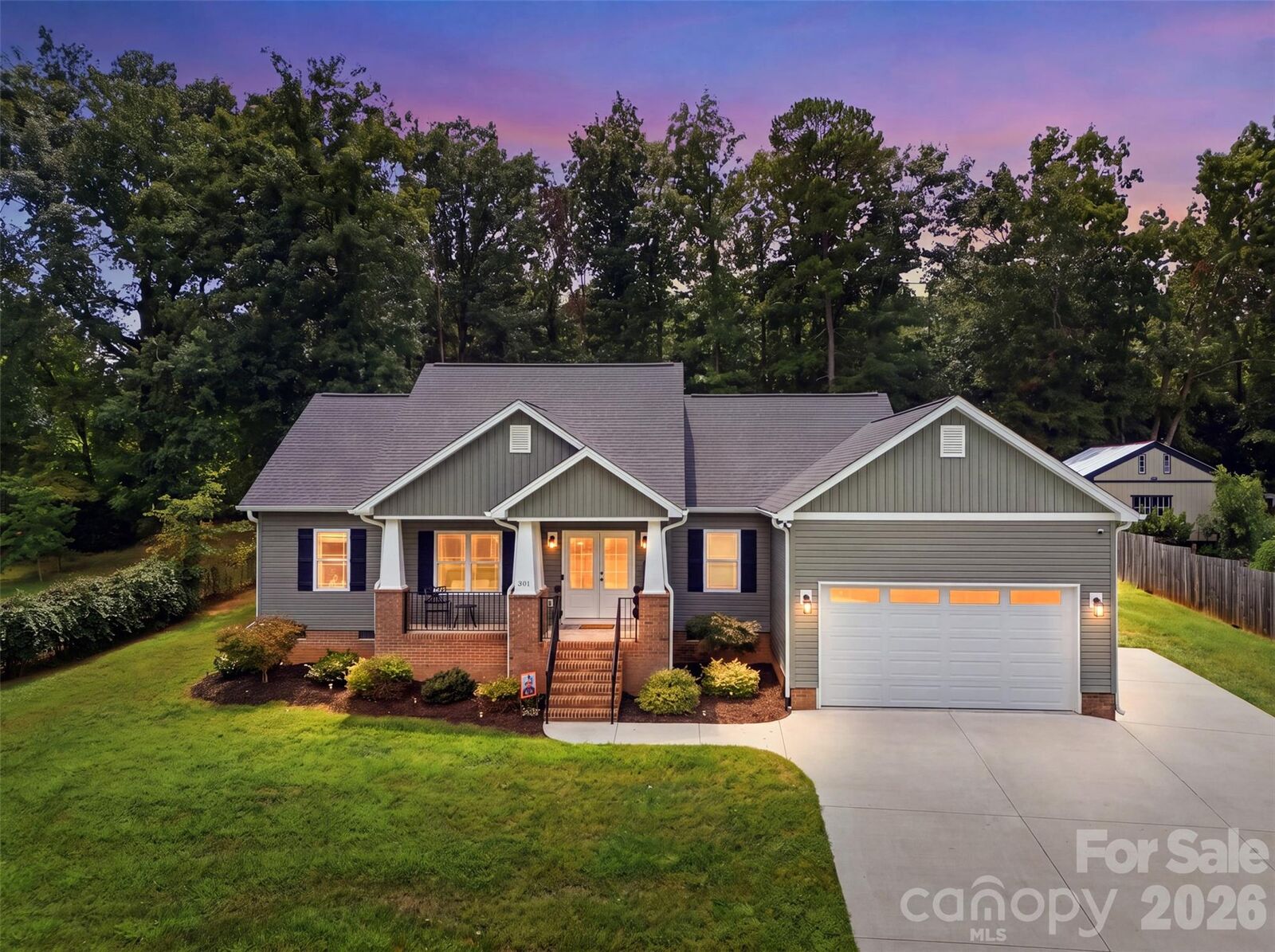 Property Photo:  301 Pinehurst Drive  NC 28086 