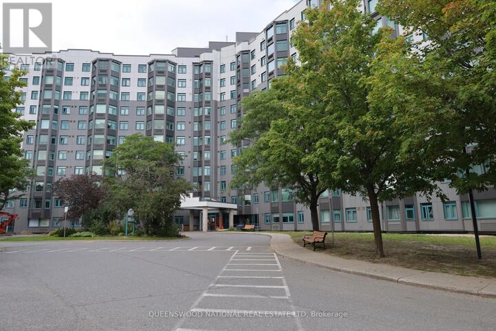 Property Photo:  1025 Grenon Avenue 901  ON K2B 8S5 