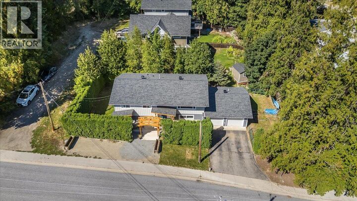 Property Photo:  324 Richards Street West  BC V1L 6E8 