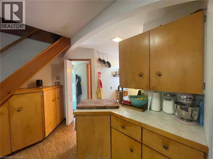 Property Photo: 270 West 18th Street ON L9C 4G9