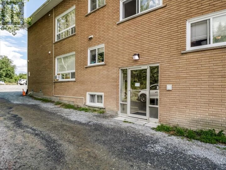 Property Photo: 1492 Regent Street ON P3E 3Z6