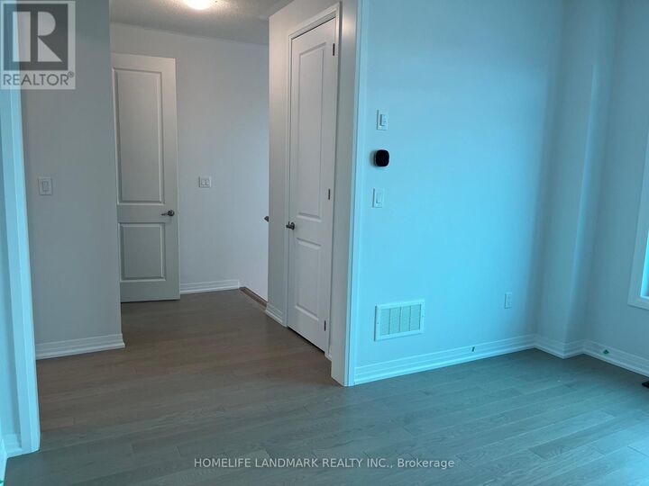 Property Photo:  1040 Valhalla Terrace  ON L1X 0P8 