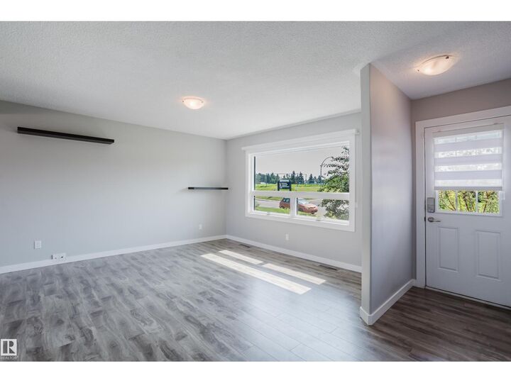Property Photo:  4708 106 Av NW  AB T6A 1E6 