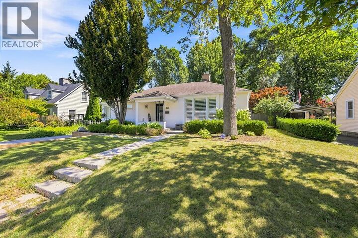 Property Photo:  150 Cecil Street  ON N7T 6W4 