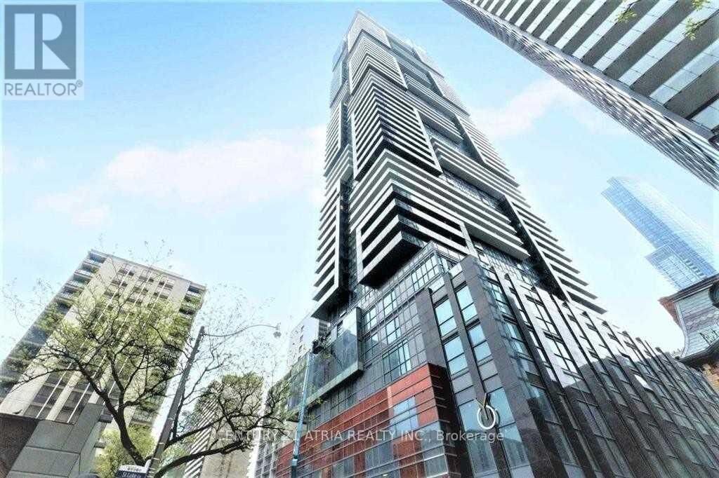 Property Photo:  7 Grenville Street 5508  ON M4Y 1W9 
