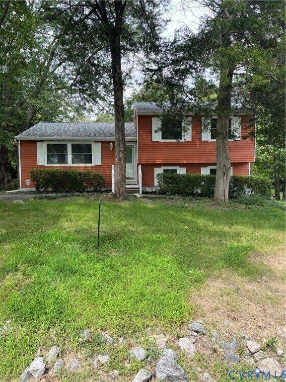 Property Photo:  10524 Seacliff Lane  VA 23236 