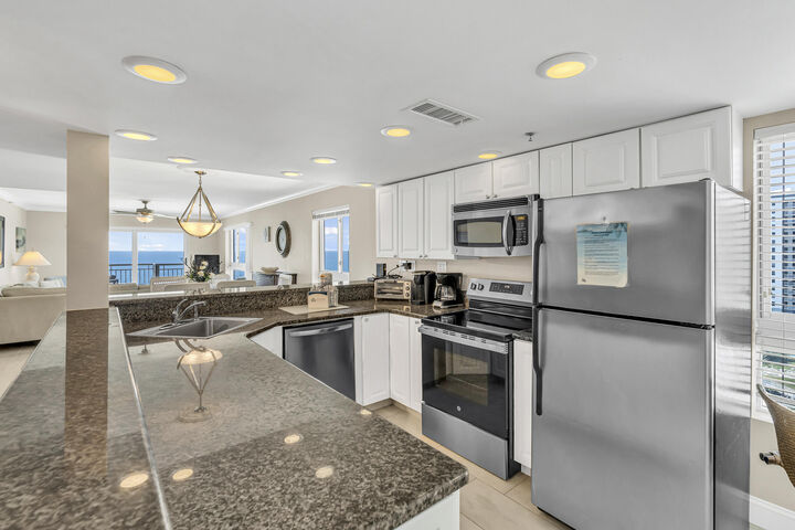 Property Photo: 1008 E Highway 98 133 FL 32541