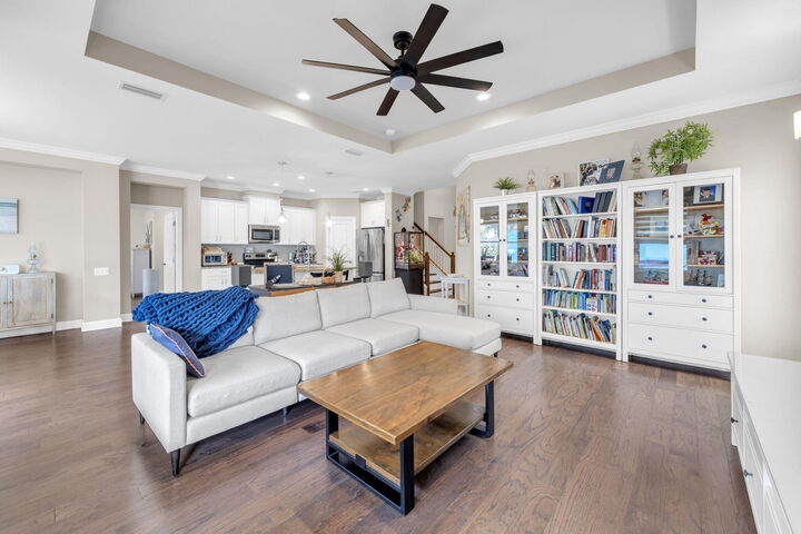 Property Photo:  1186 Eisenhower Circle  FL 32444 
