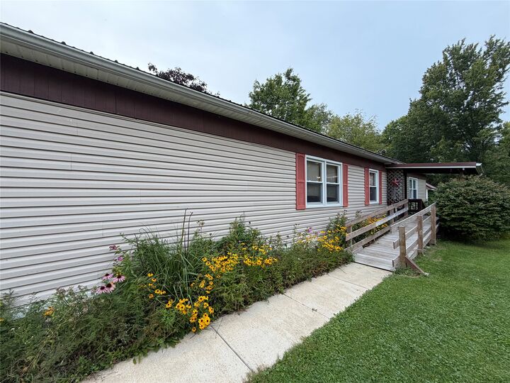 Property Photo:  13 Circle Drive  PA 16401 