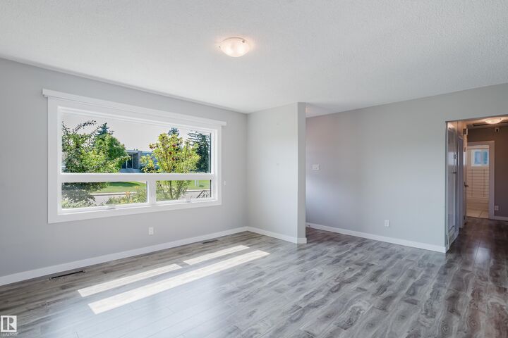 Property Photo: 4708 106 Avenue NW AB T6A 1E6