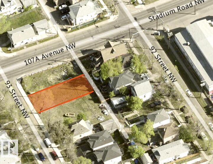 Property Photo:  10727 93 Street NW  AB T5H 1Y2 