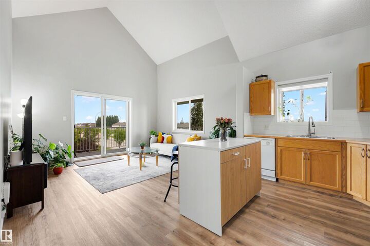 3425 19 Street NW 427 — photo 1