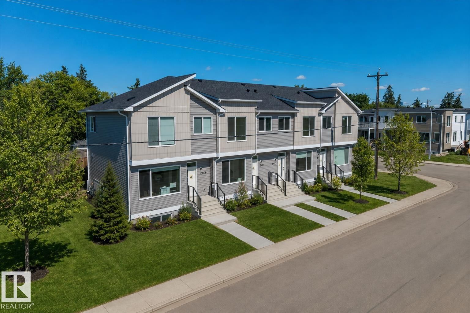 Property Photo:  15020 90 Avenue NW  AB T5R 4V7 