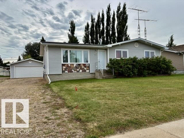 Property Photo:  5133 45A Avenue  AB T9C 1L4 