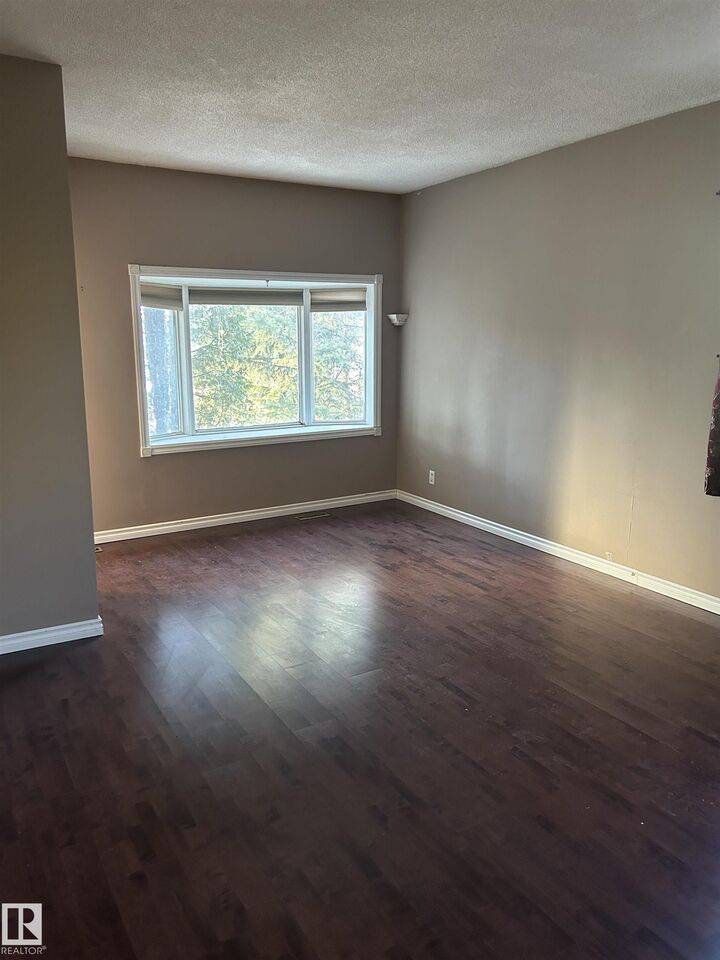 Property Photo: 11243 125 Street NW AB T5M 0M6